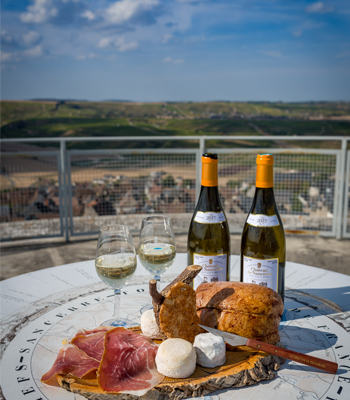 Chateau de Sancerre - Tasting at the top of the Fiefdom Tower Chateau de Sancerre - Tasting at the top of the Fiefdom Tower